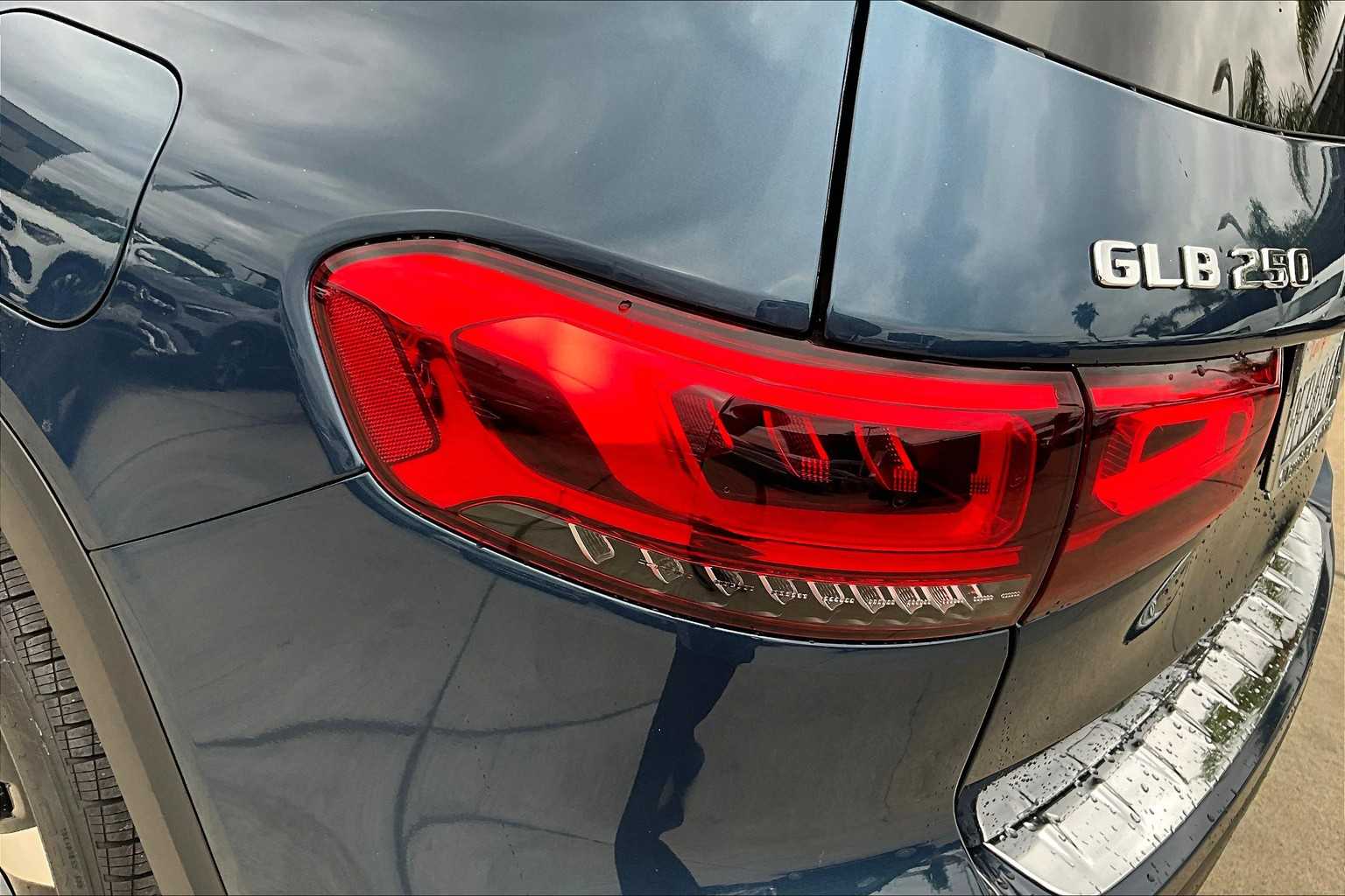 2023 Mercedes Benz GLB 250 photo 26