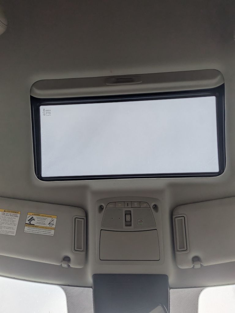 2022 Nissan Armada SL photo 15