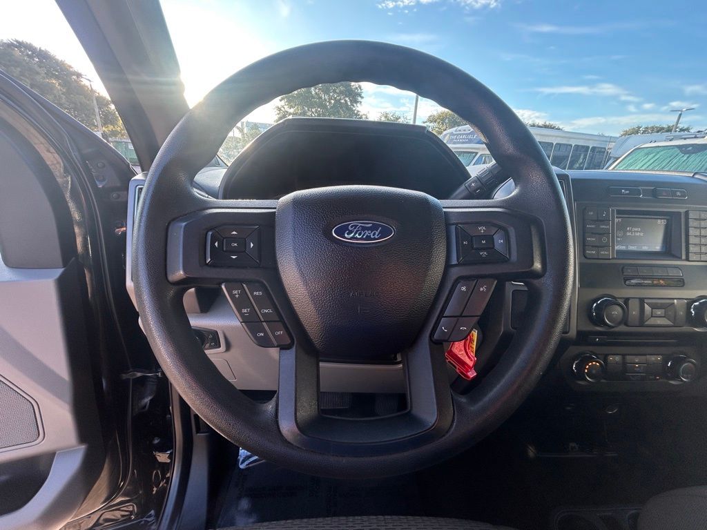 2017 Ford F-150 XLT photo 12