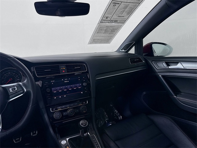 2020 Volkswagen Golf GTI SE Autobahn photo 25