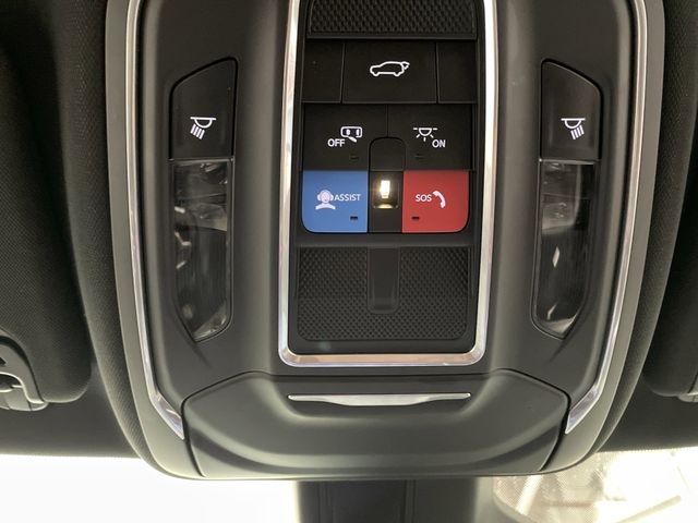 Certified Used 2024 Baltic Gray Metallic Clearcoat Jeep Series II image 28