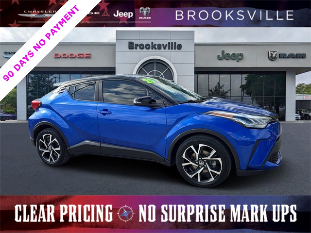 2020 Toyota C-HR XLE's photo