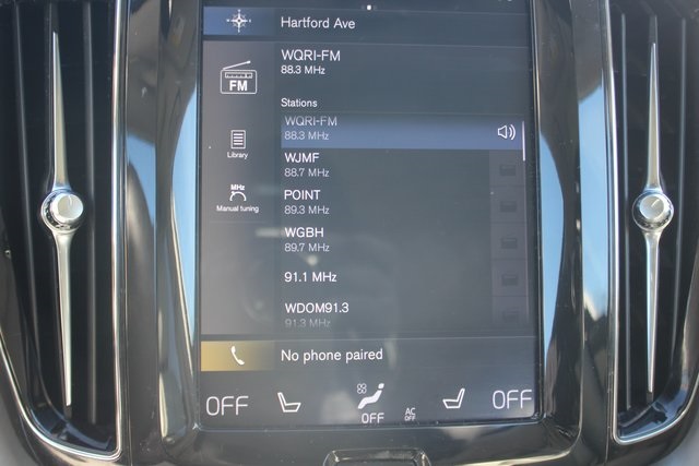 2018 Volvo XC60 T6 Momentum photo 4