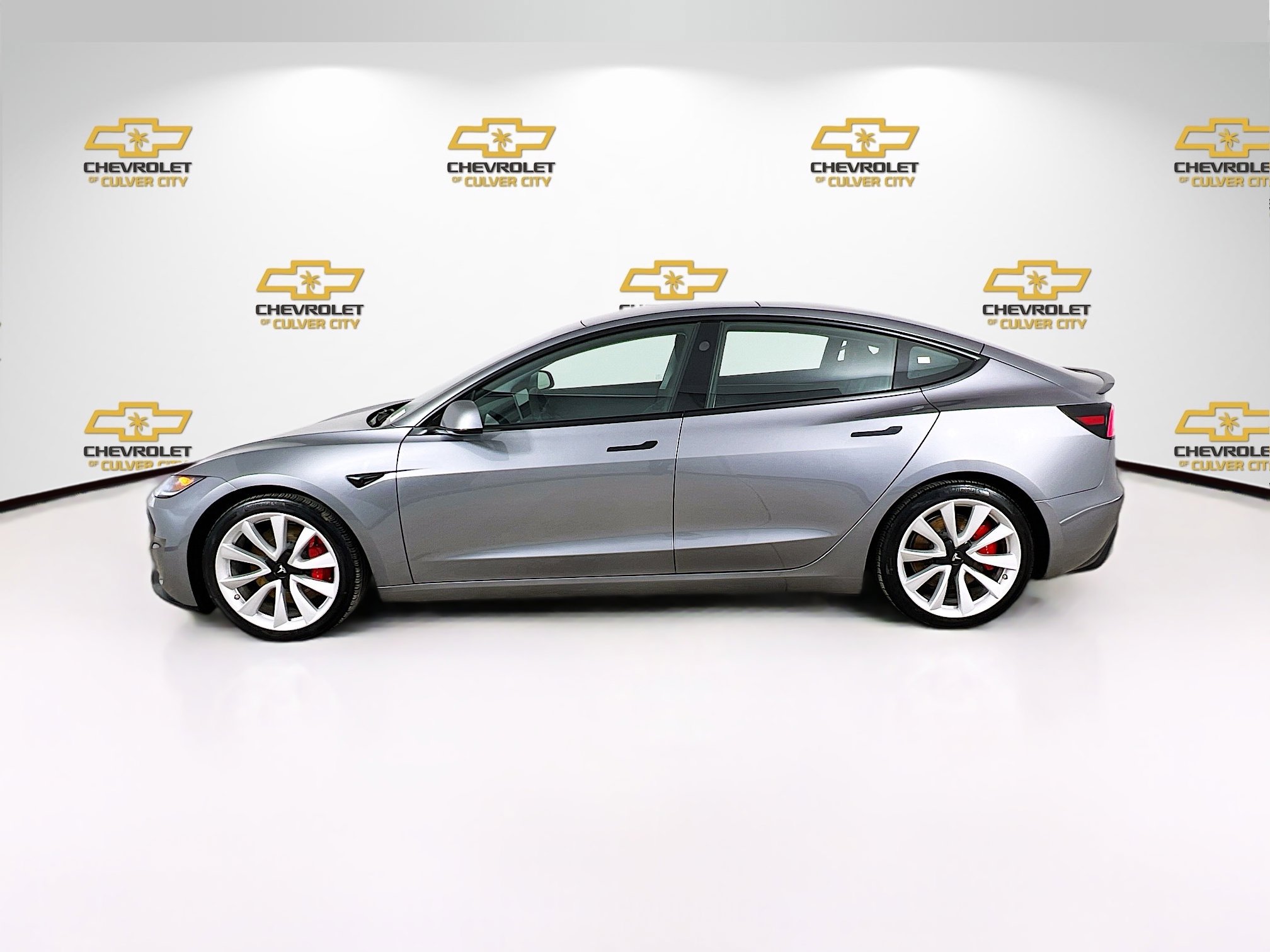 2024 Tesla Model 3 Performance photo 4