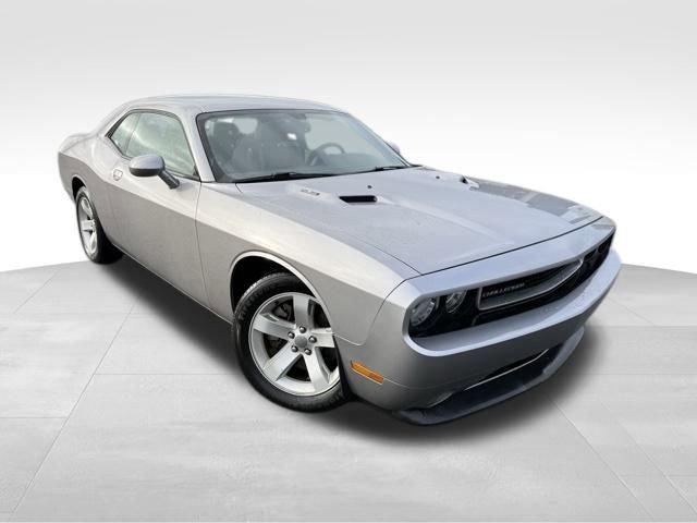2014 Dodge Challenger R/T's photo