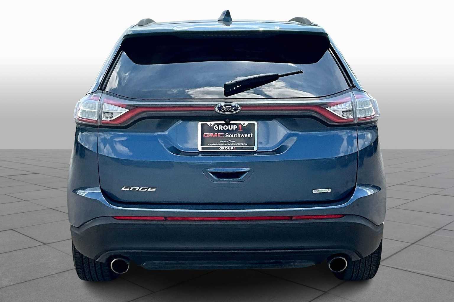 2018 Ford Edge SE photo 4