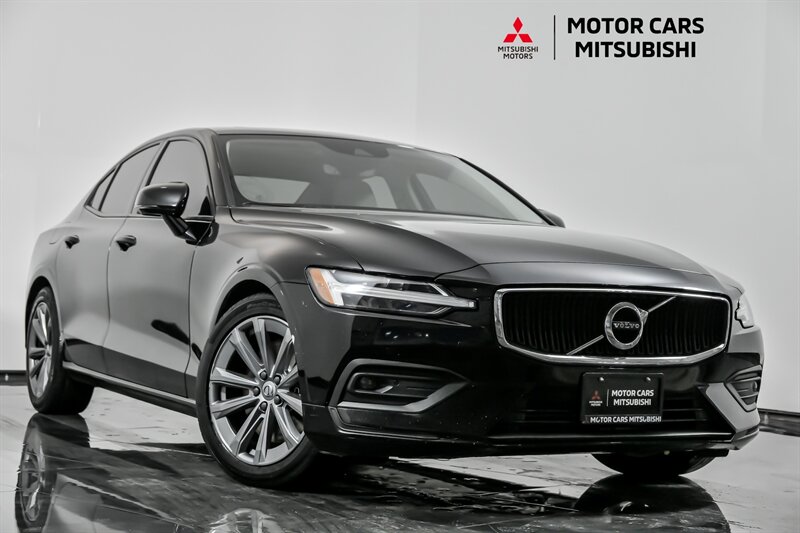 2021 Volvo S60 Momentum