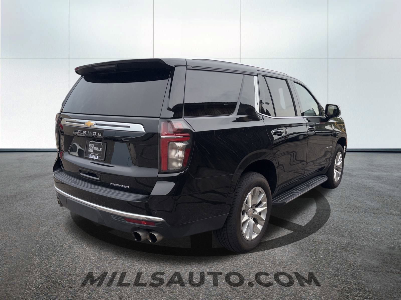 2024 Chevrolet Tahoe Premier photo 3