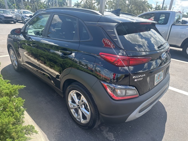 2023 Hyundai Kona SEL photo 3