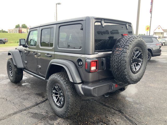 2025 Jeep Wrangler Willys photo 4