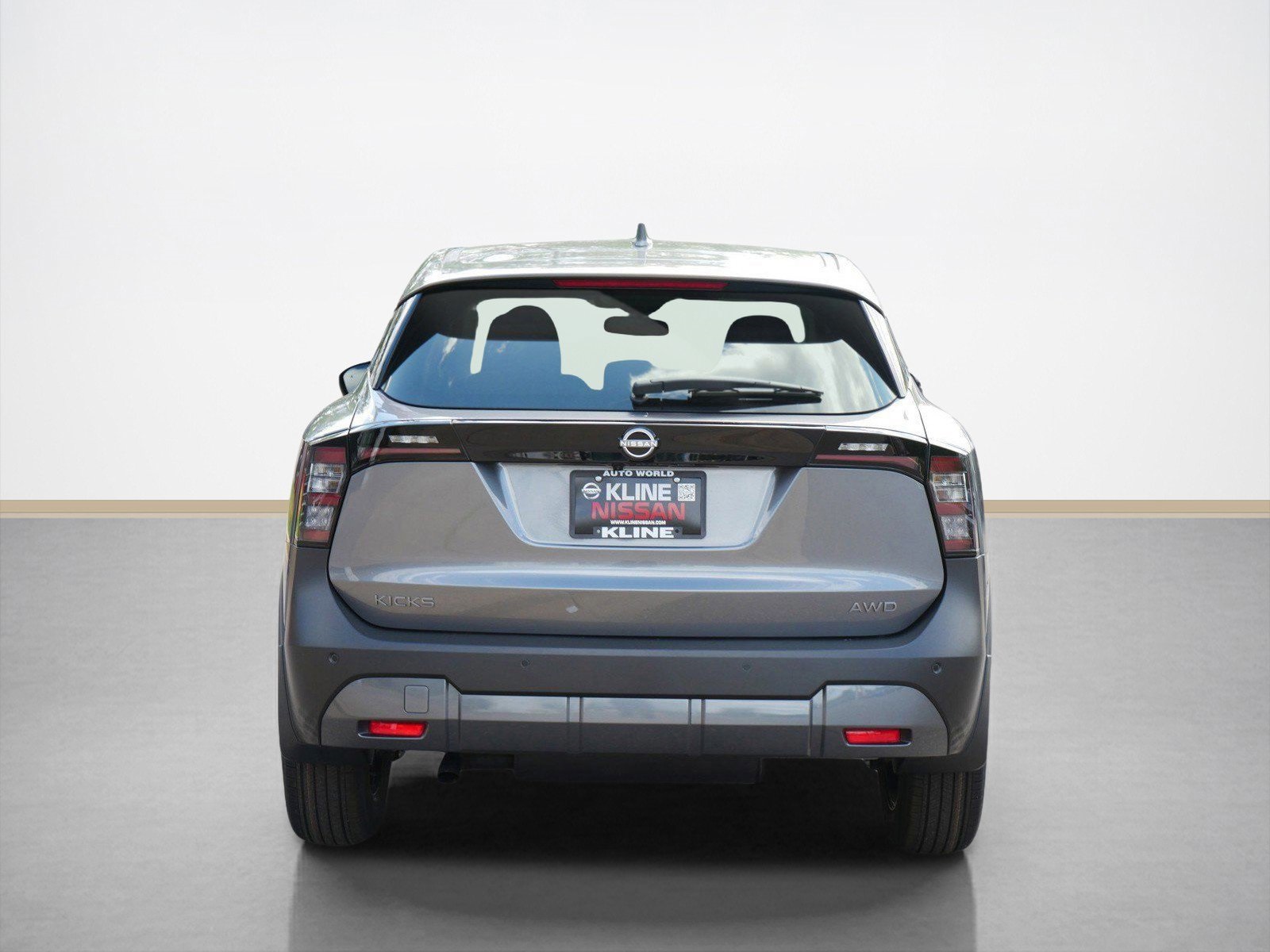 2025 Nissan Kicks SV photo 3