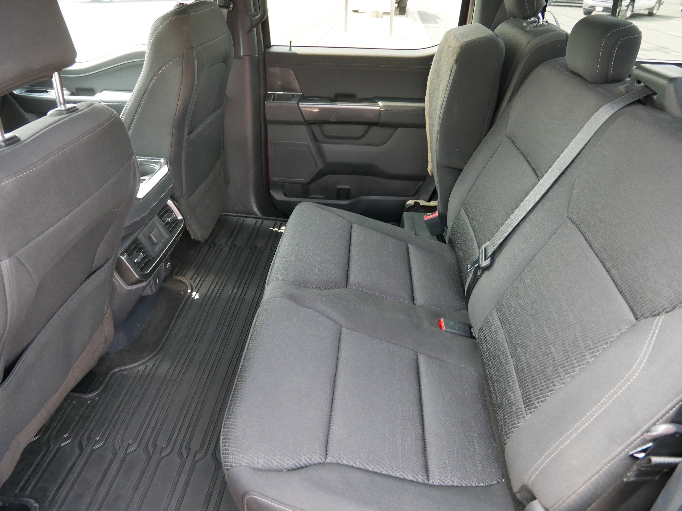 2021 Ford F-150 XLT photo 12