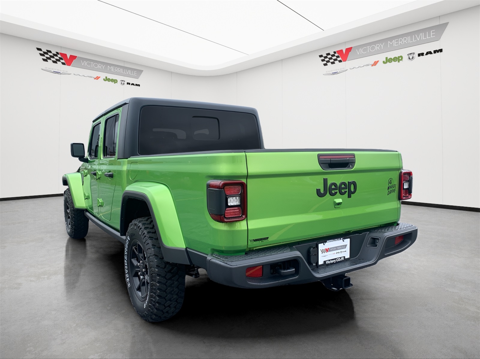 2025 Jeep Gladiator Willys photo 3