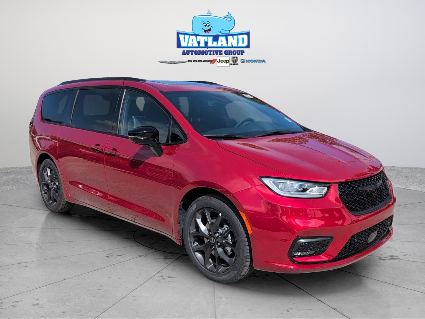 2026 Chrysler Pacifica Limited's photo