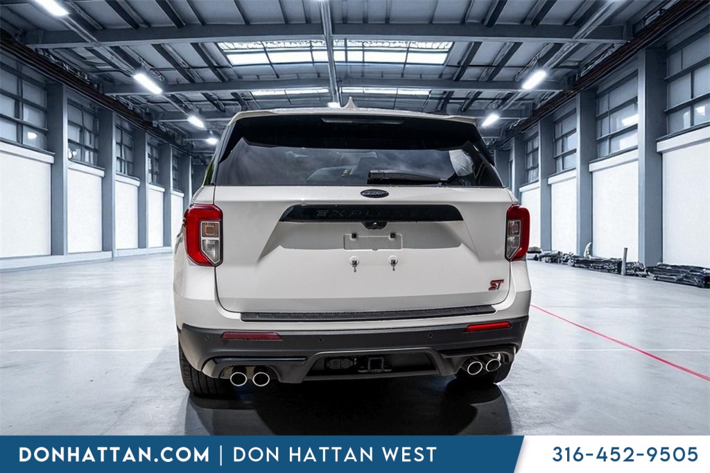 2023 Ford Explorer ST photo 29