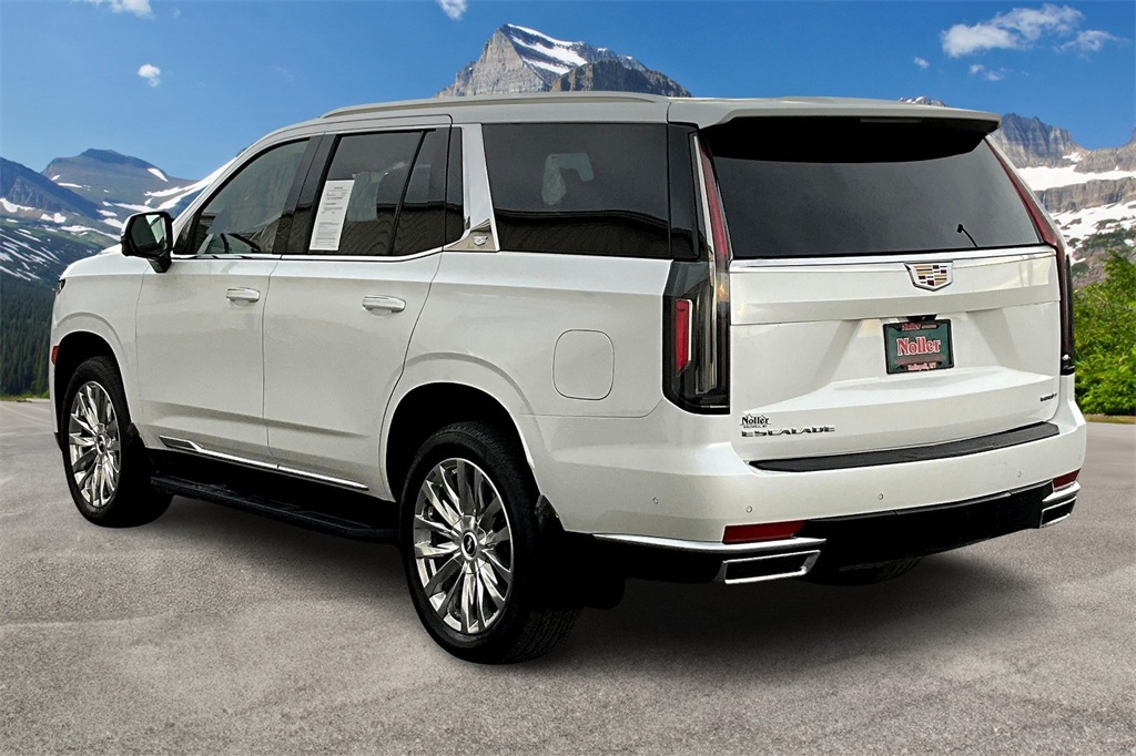 2023 Cadillac Escalade Premium Luxury photo 12