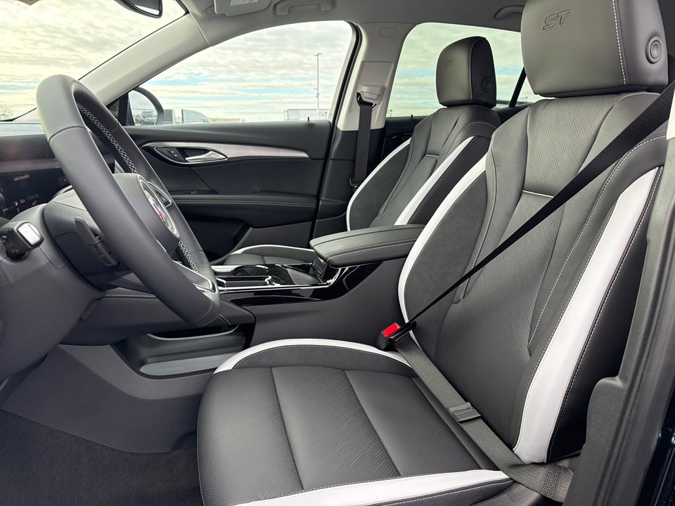 2025 BUICK ENVISION - Image 16