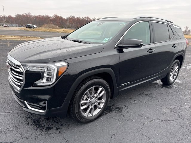 2024 GMC Terrain SLT's photo