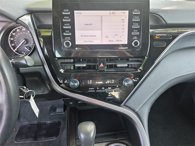 2024 Toyota Camry SE photo 17