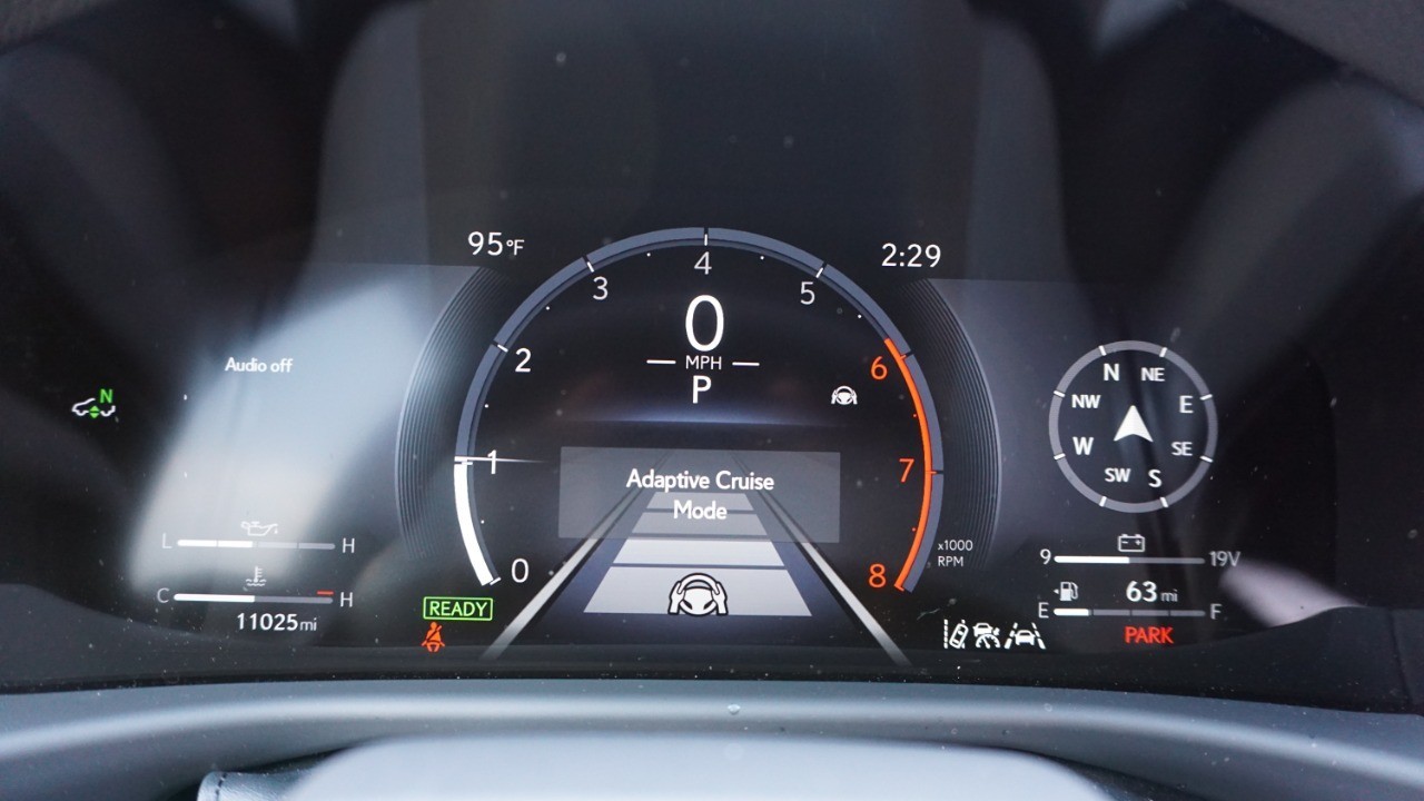 2025 Lexus LX photo 15