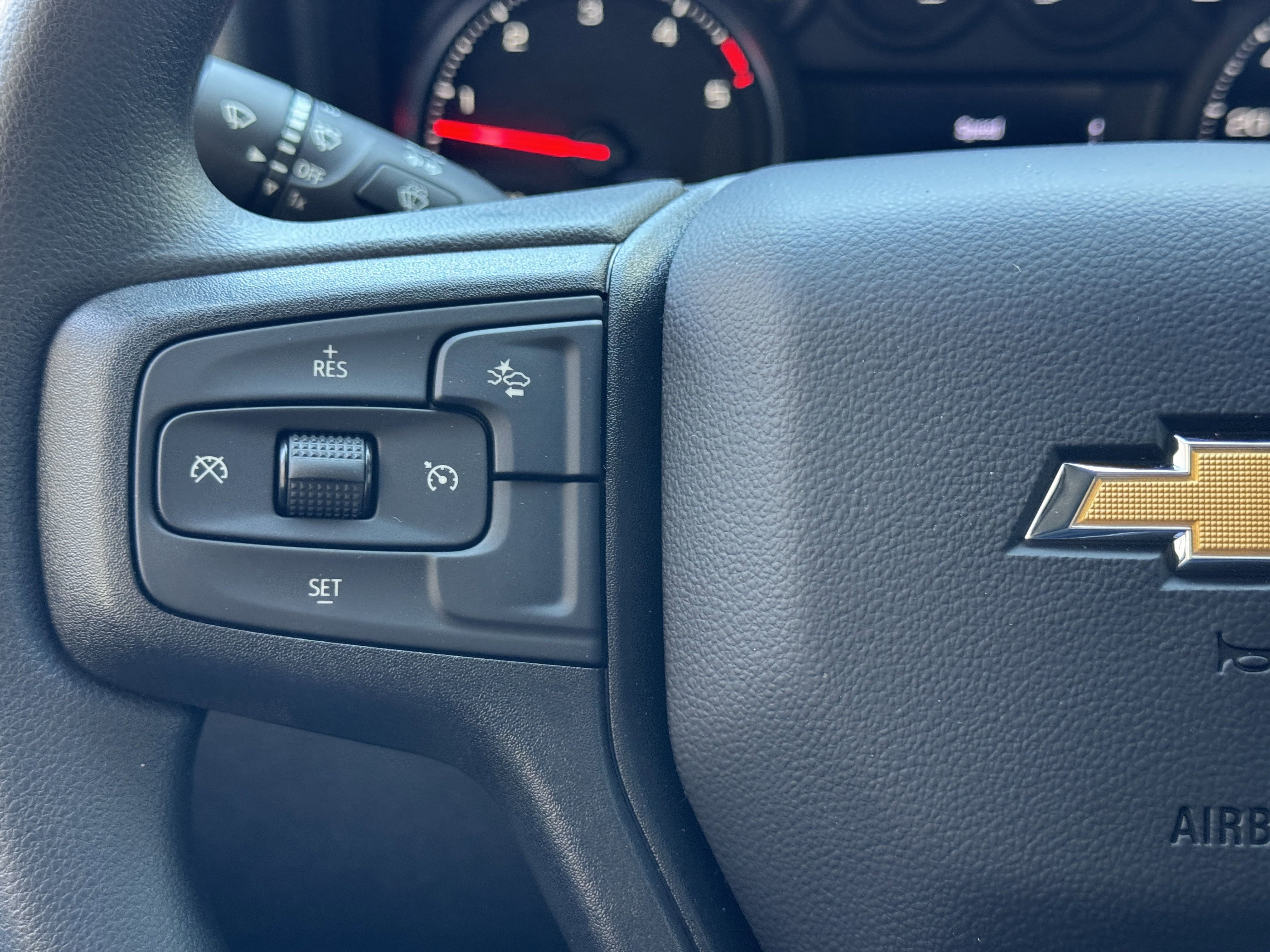 2025 Chevrolet Silverado 2500HD photo 14