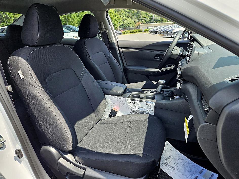2025 Nissan Sentra S photo 15