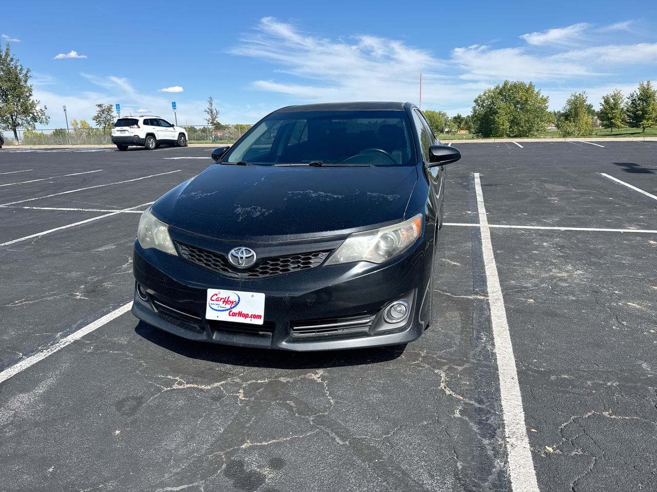2013 Toyota Camry SE's photo