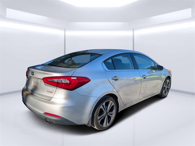 2015 Kia Forte EX photo 3
