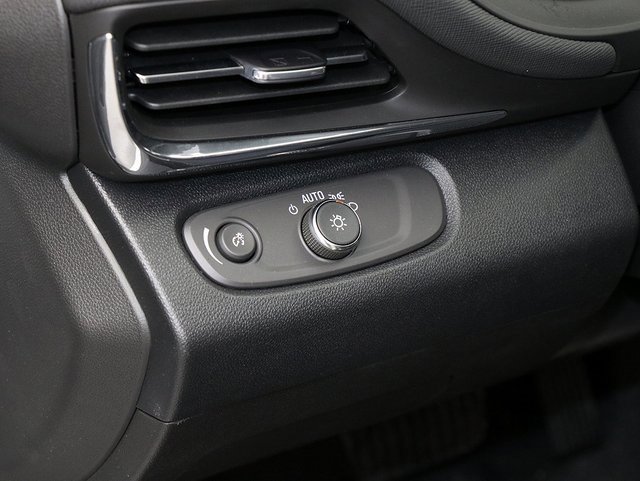 2025 Buick Envista Preferred photo 24