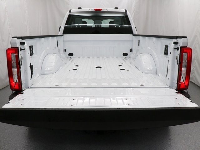 2025 Ford F-350 XL photo 7