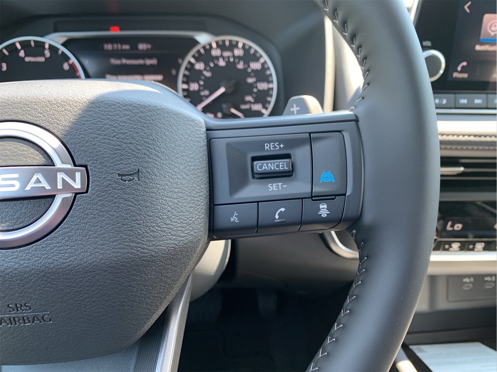 2026 Nissan Rogue SV photo 17