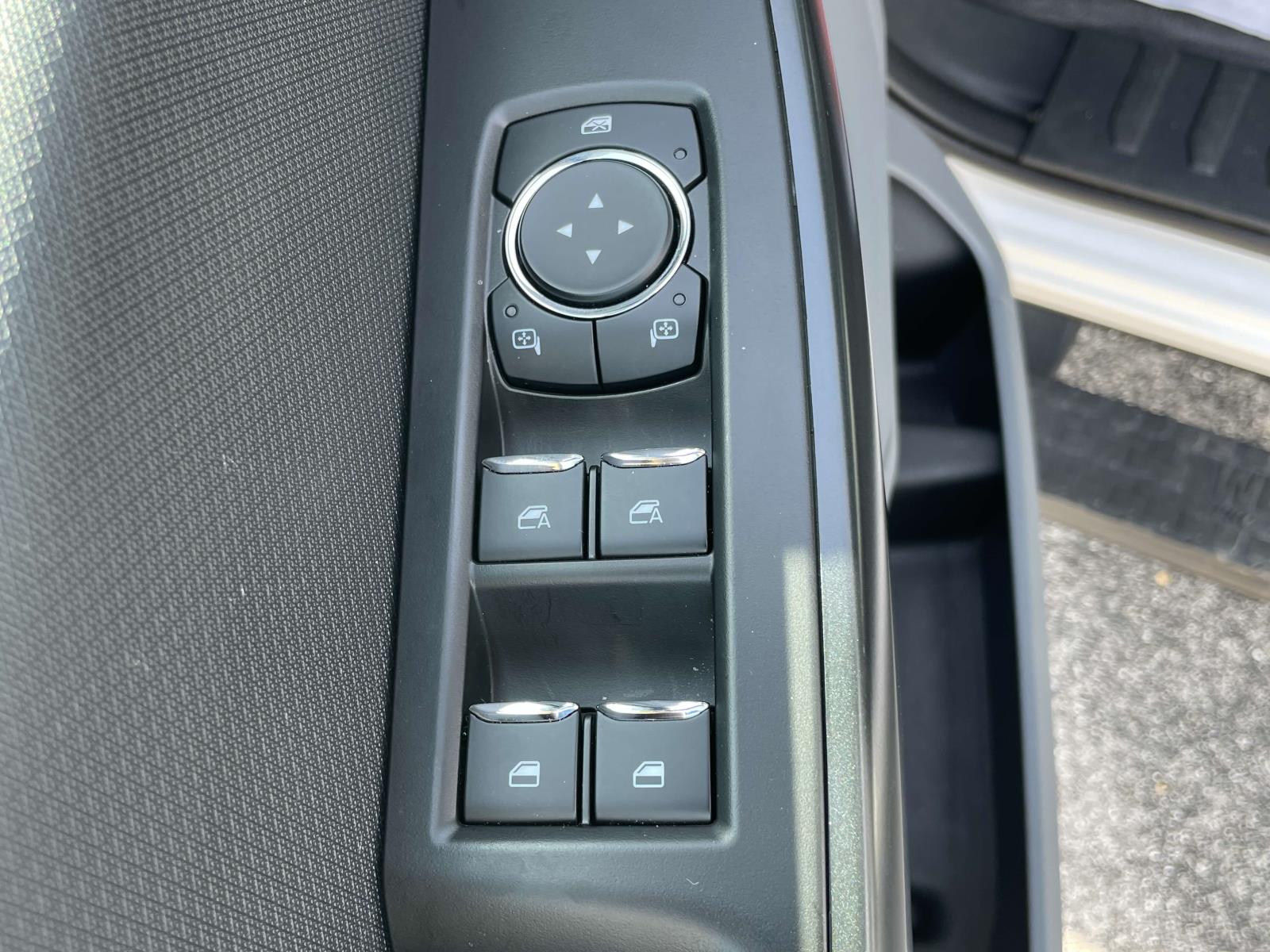 2023 Ford F-150 XL photo 16