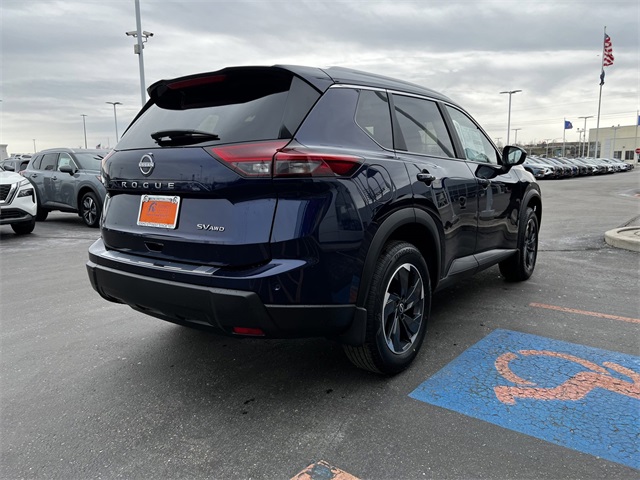 2024 Nissan Rogue SV photo 4