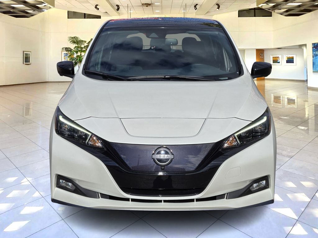 2025 Nissan Leaf SV Plus photo 2