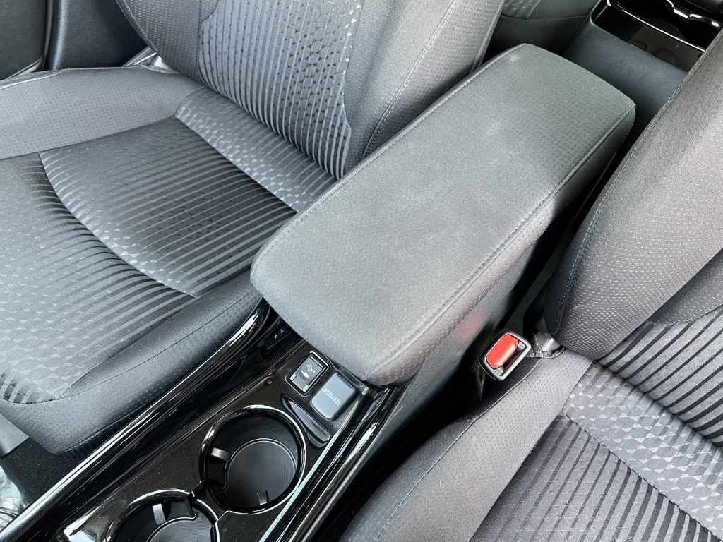 2019 Toyota Prius Prime Plus Premium Advanced photo 21