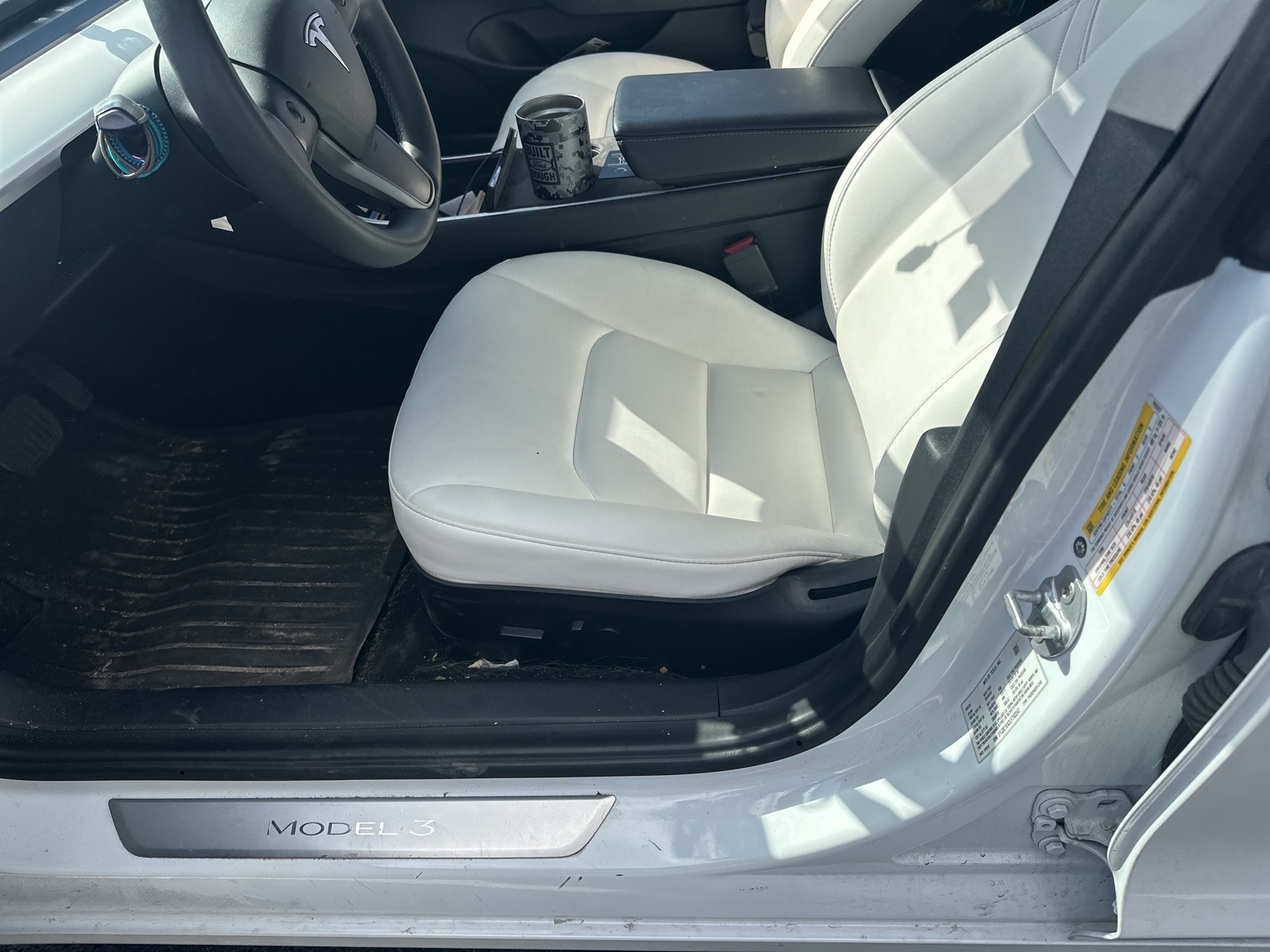 2020 Tesla Model 3 photo 3