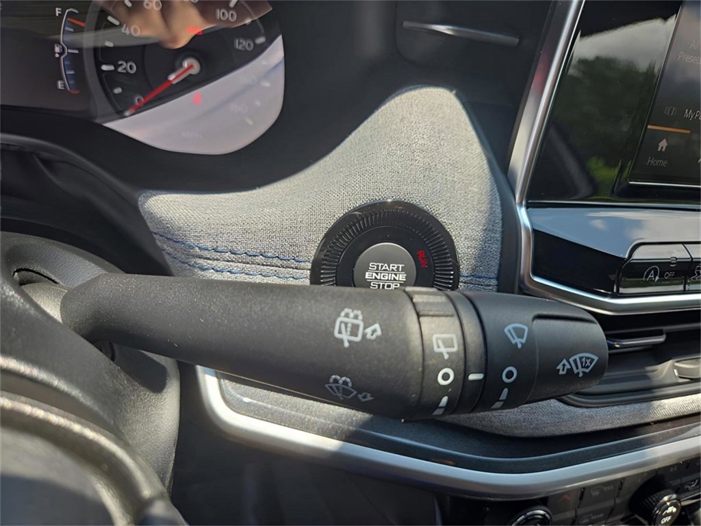 2025 Jeep Compass Latitude photo 21