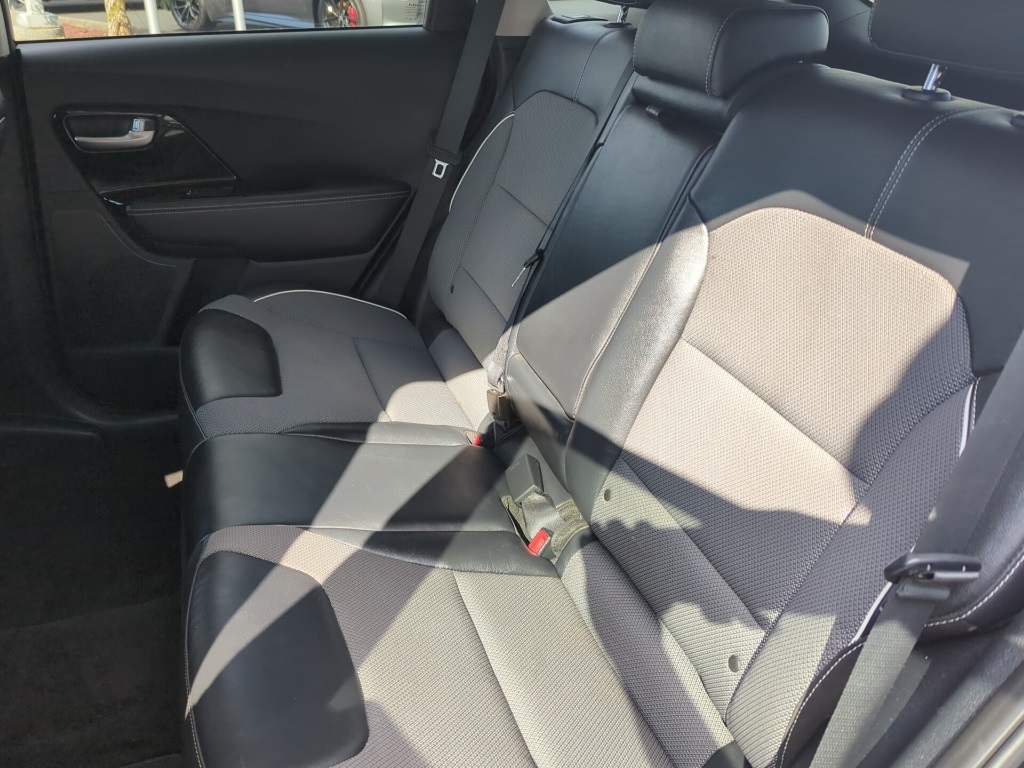 2022 Kia Niro EV EX photo 20