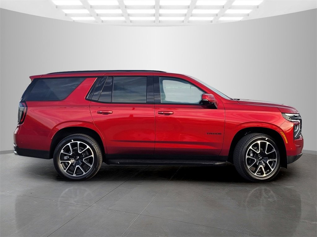 2025 Chevrolet Tahoe RST photo 3