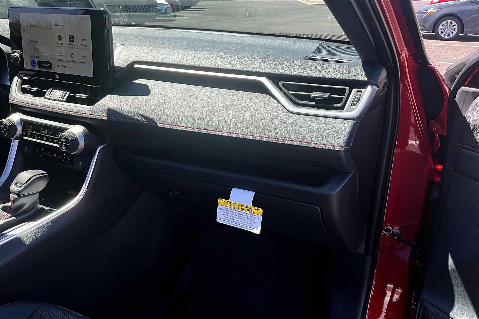 2025 Toyota RAV4 Prime XSE Premium photo 18