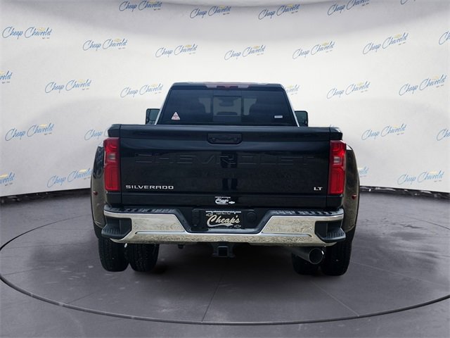 2026 Chevrolet Silverado 3500HD LT photo 4