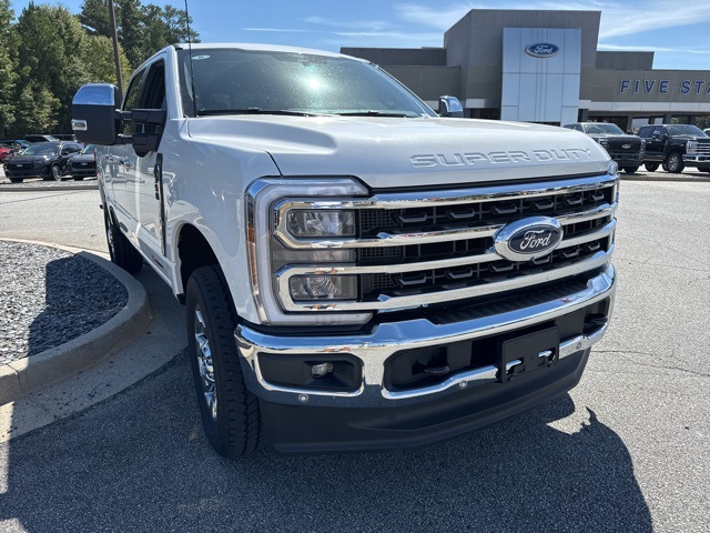 2026 Ford F-350 King Ranch photo 3