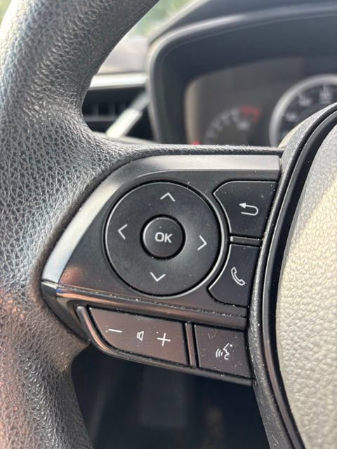 2022 Toyota Corolla LE photo 16
