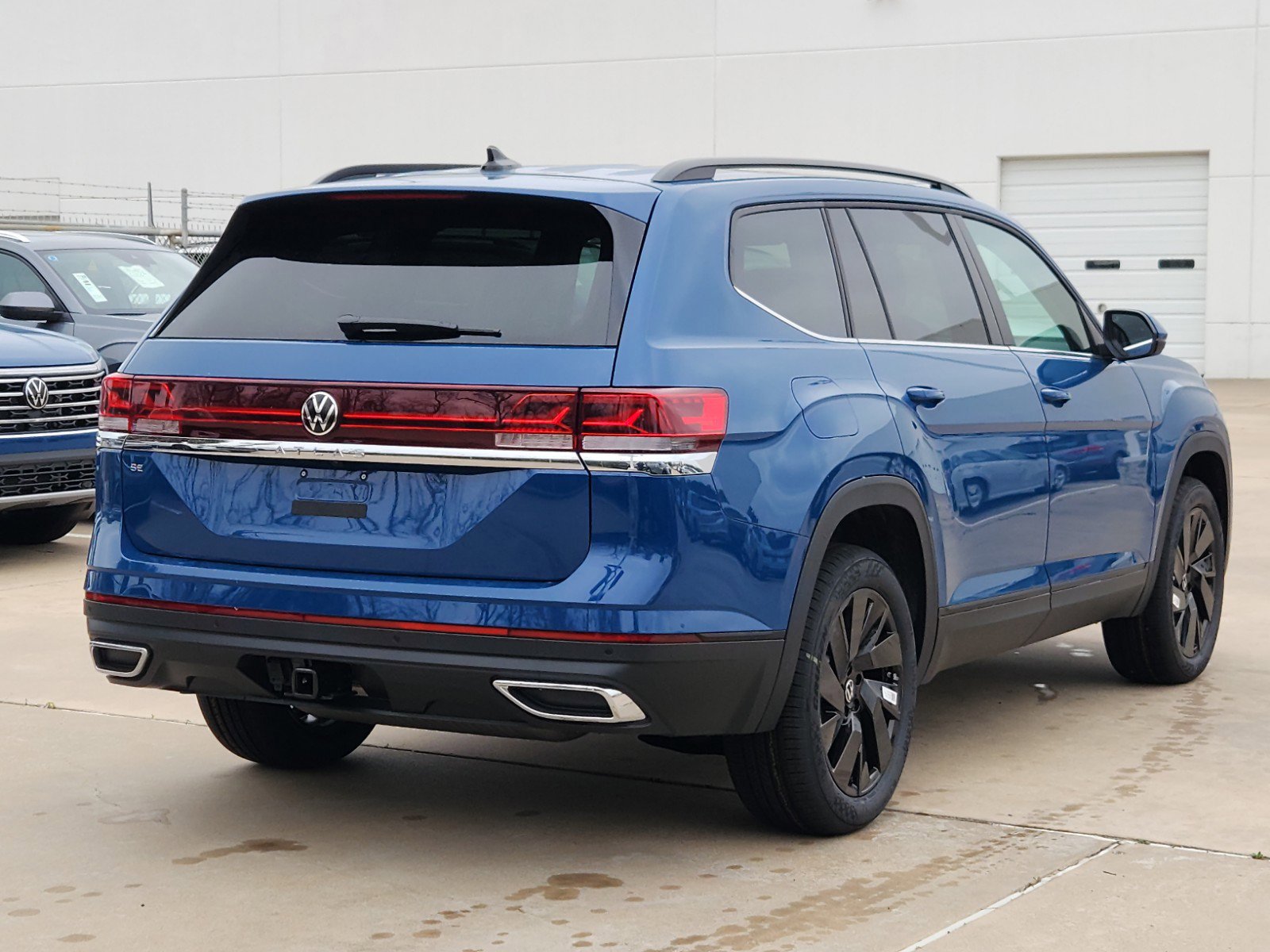 2025 Volkswagen Atlas SE Technology photo 4