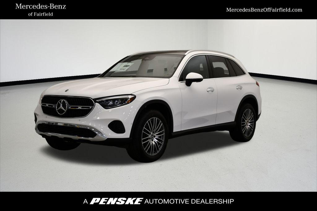 2026 Mercedes-Benz GLC Base's photo
