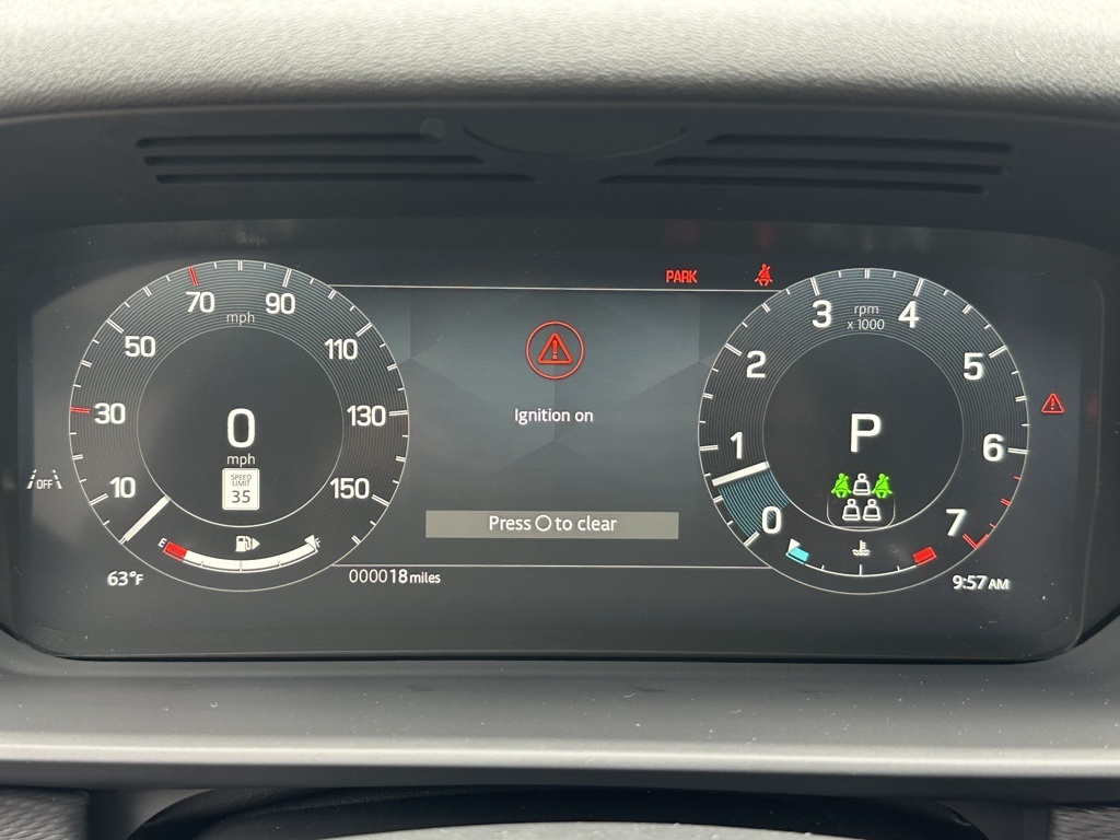 2025 Land Rover Discovery SE photo 15