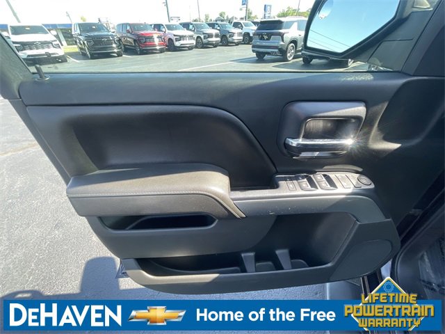 2015 Chevrolet Silverado 1500 LT photo 11