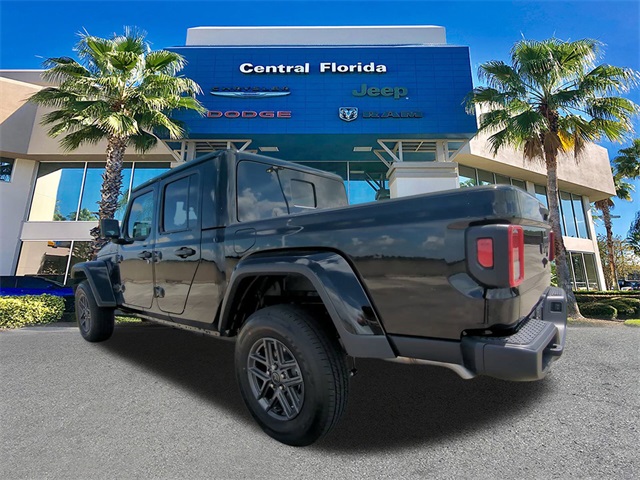 2025 Jeep Gladiator Sport S photo 2
