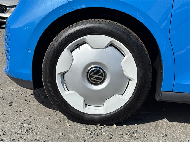 2025 Volkswagen ID. Buzz Pro Plus photo 8
