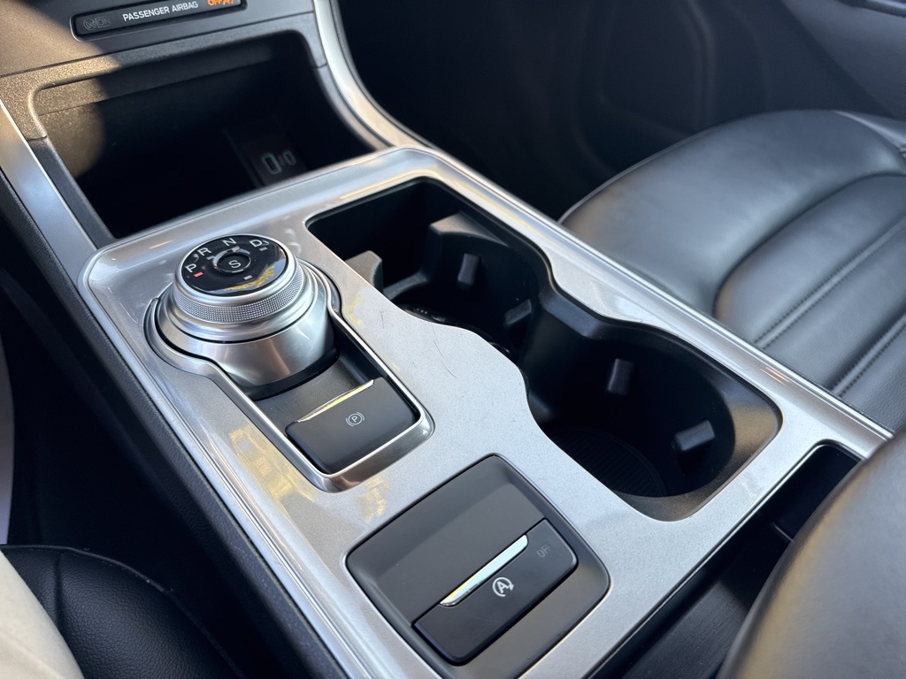 2024 Ford Edge SEL photo 28